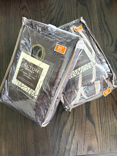 Pair alton print grommet - pair,