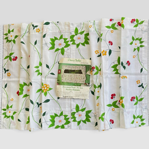 Vintage cottagecore curtain - cottagecore,